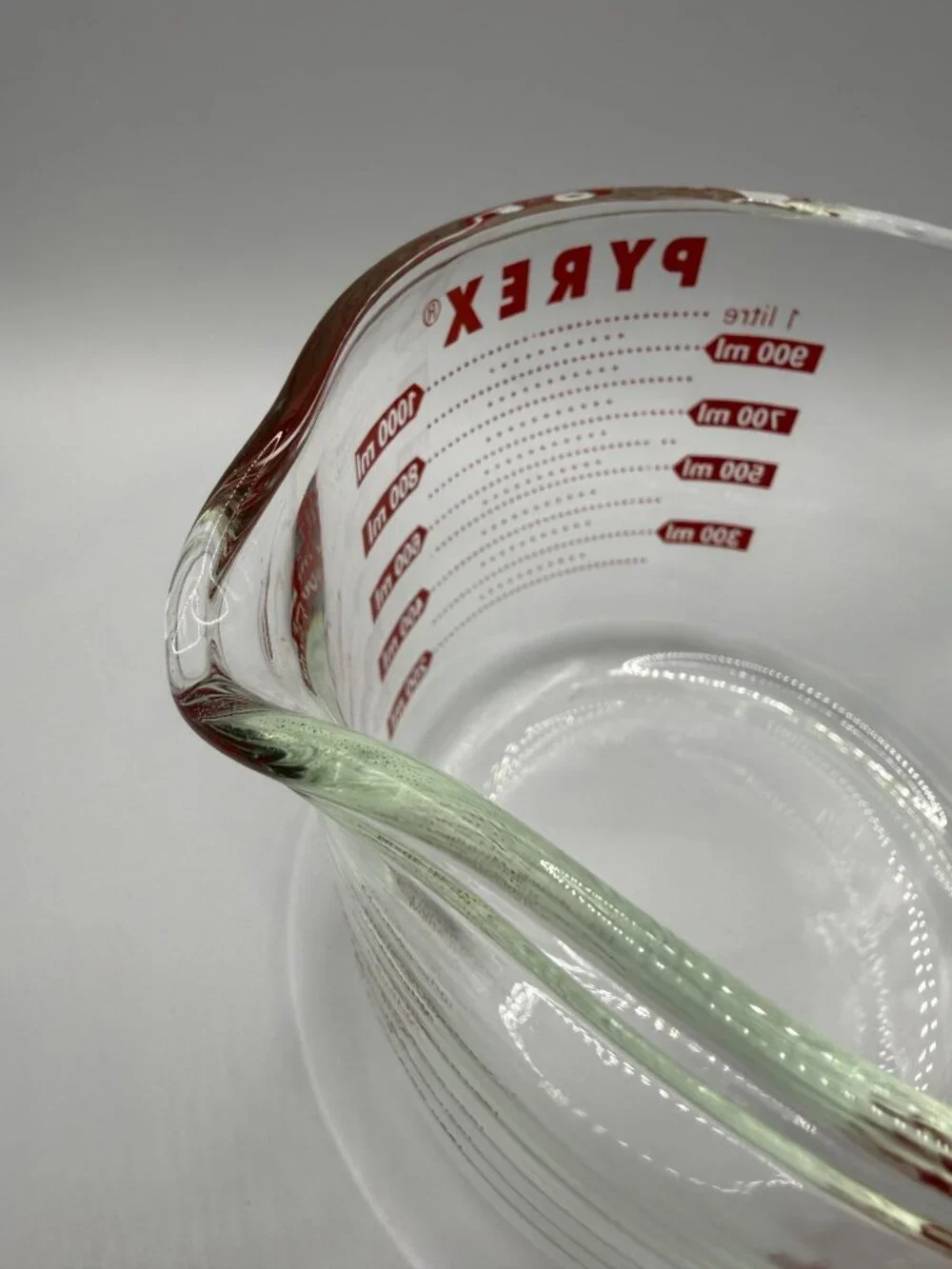 Pyrex 4-Cup Glass Measuring Cup with Spout & Handle